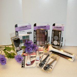NEW 9 Piece Makeup + Brush Bundle  Eyeshadow Liner